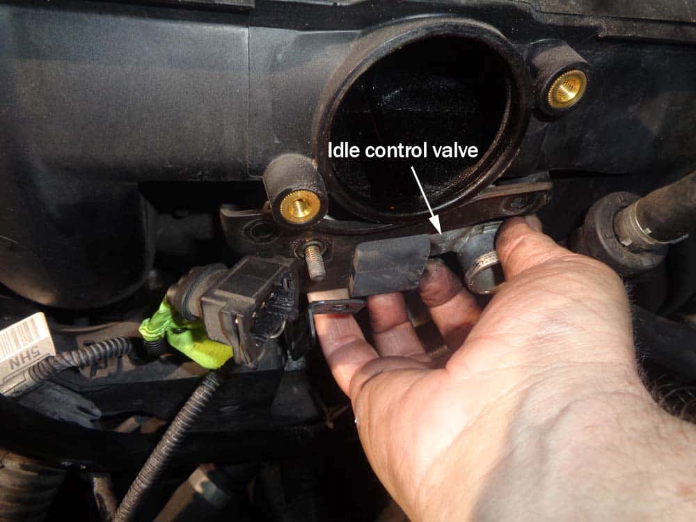 See U1465 repair manual